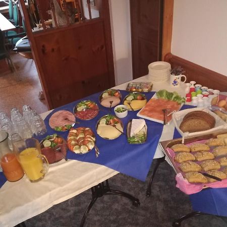 Hotel Haus Sonneneck Medebach Esterno foto