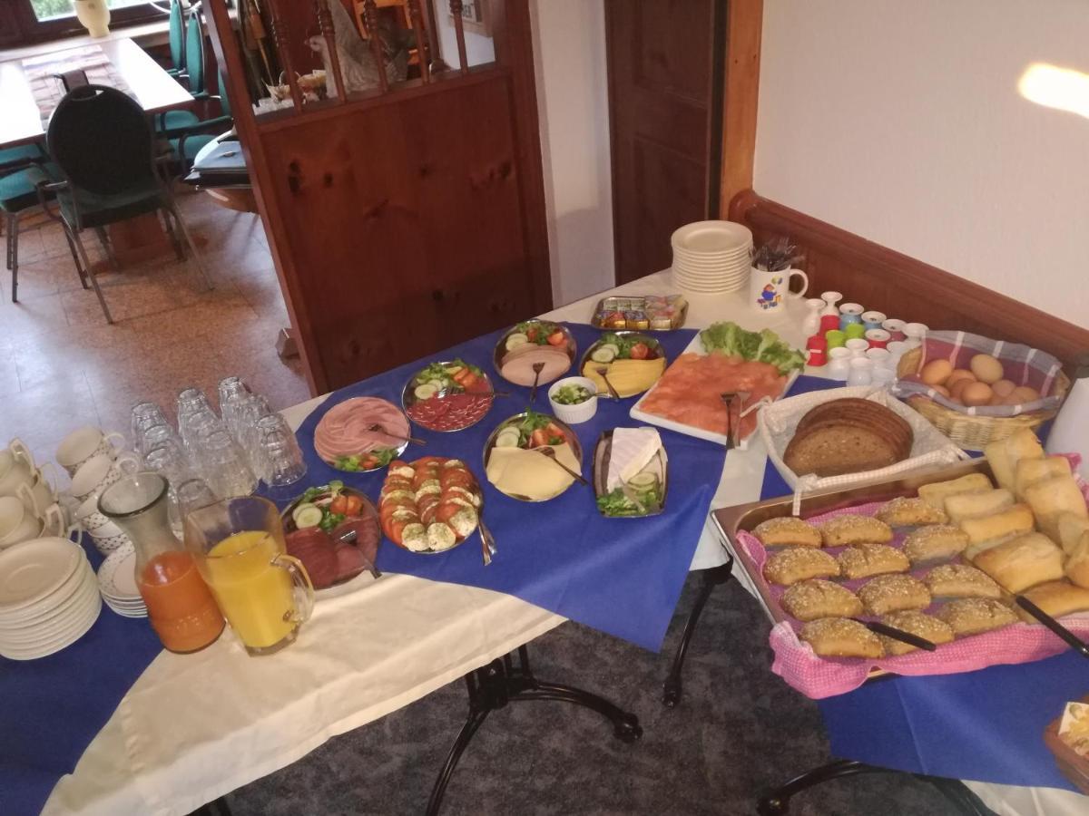 Hotel Haus Sonneneck Medebach Esterno foto