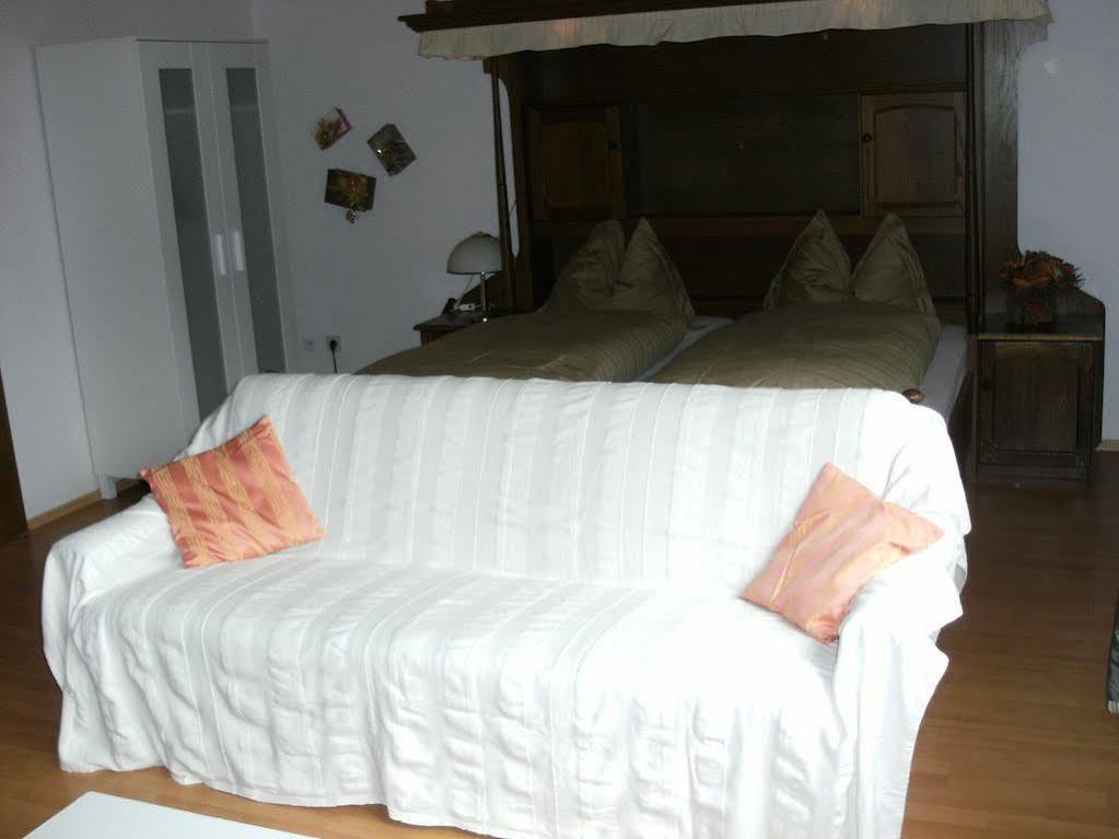 Hotel Haus Sonneneck Medebach Esterno foto