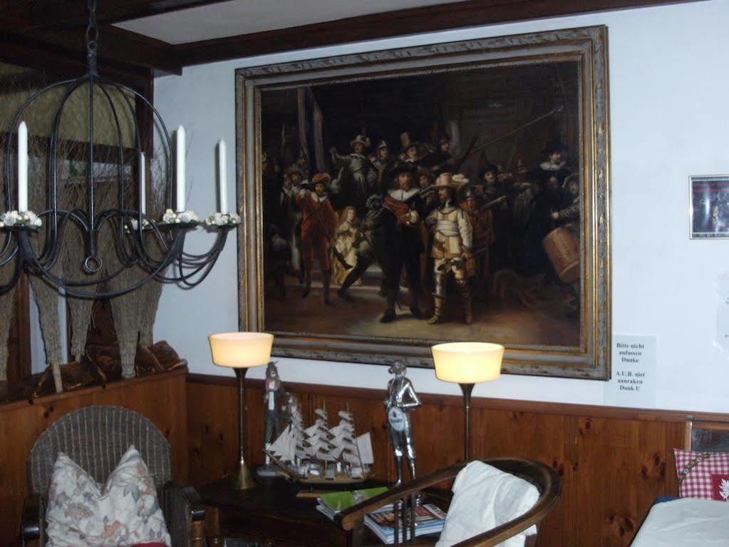 Hotel Haus Sonneneck Medebach Esterno foto