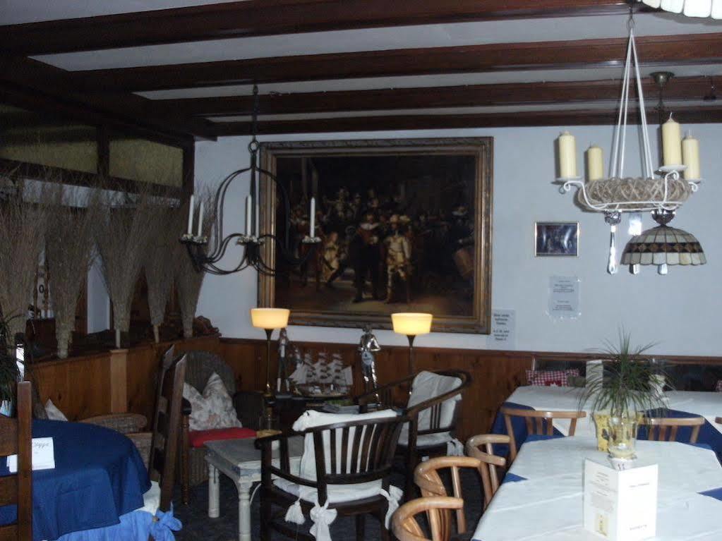 Hotel Haus Sonneneck Medebach Esterno foto