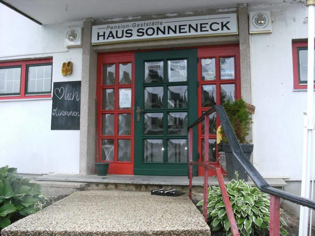 Hotel Haus Sonneneck Medebach Esterno foto