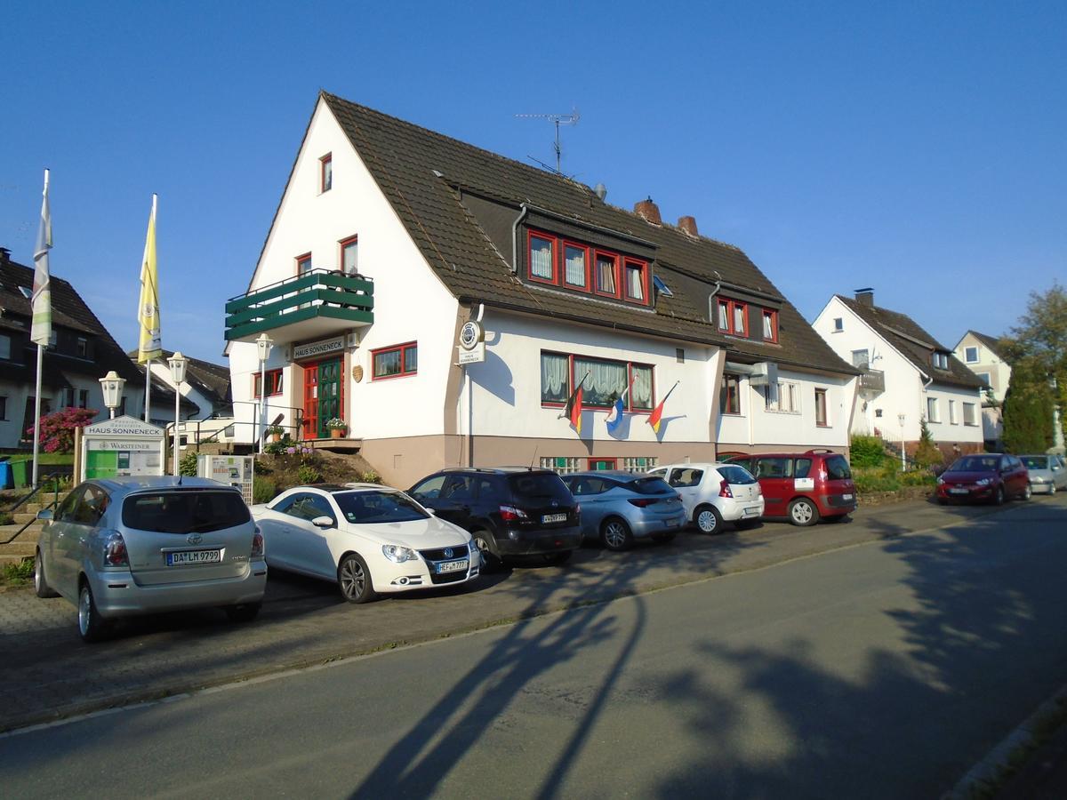 Hotel Haus Sonneneck Medebach Esterno foto