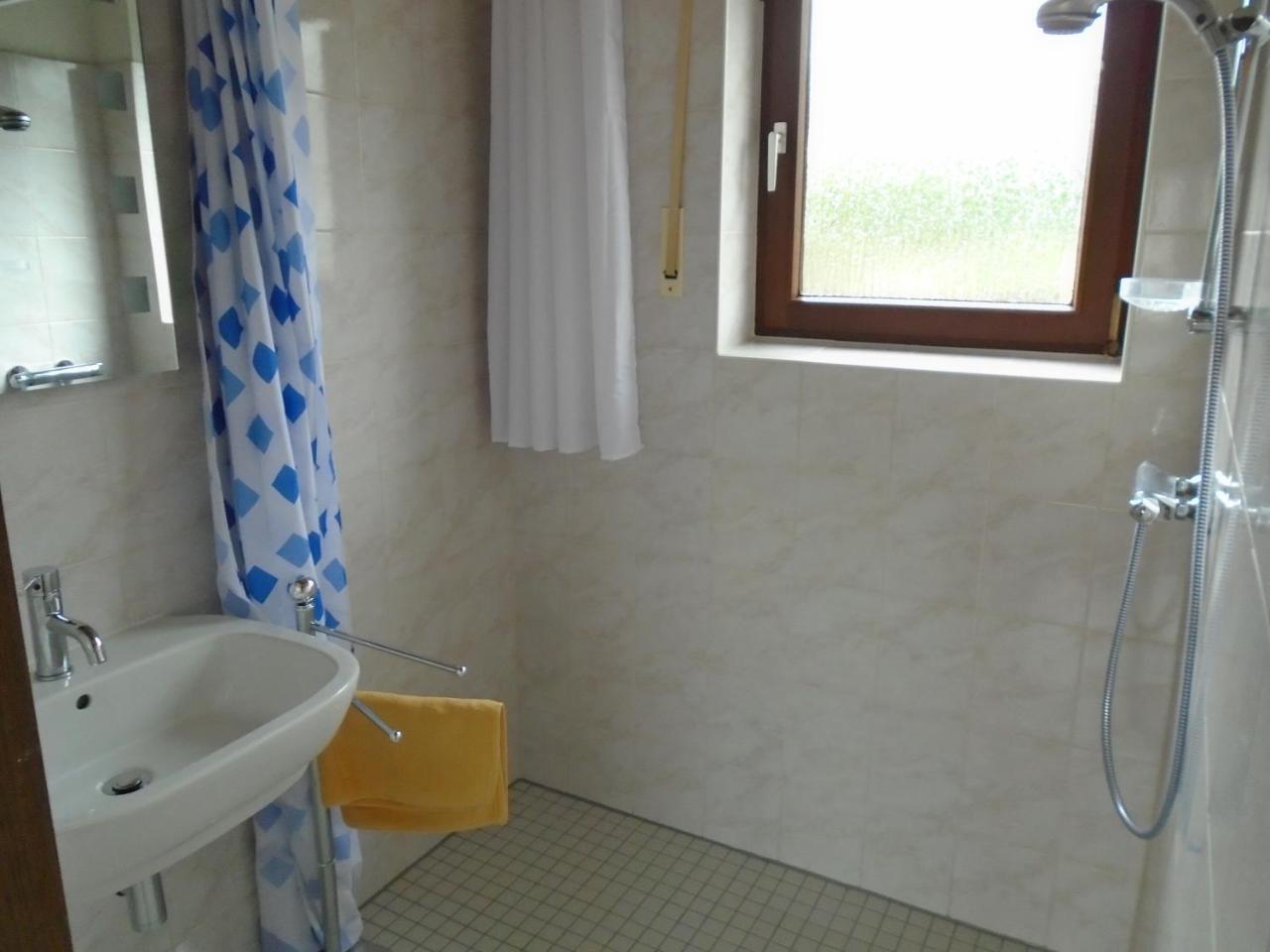 Hotel Haus Sonneneck Medebach Esterno foto